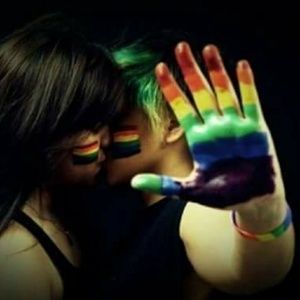 Meet your Posher, Queen